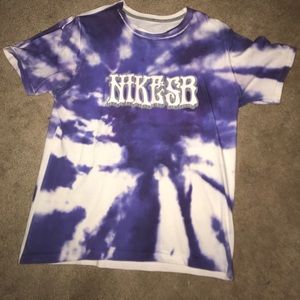 Nike SB short sleeve